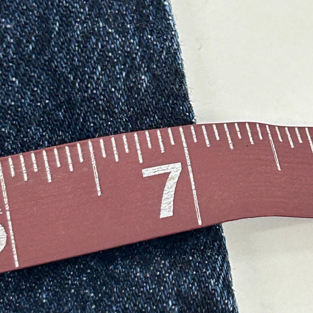 Levi's 501 Original Cropped Jeans Womens 29 Dark Wash Distressed High Rise NEW - Picture 14 of 14